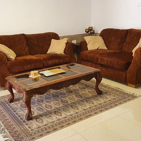 'C' Dazzling Modern 2 Bdrm Apt In Khalda Free Wifi Ammán Exteriér fotografie